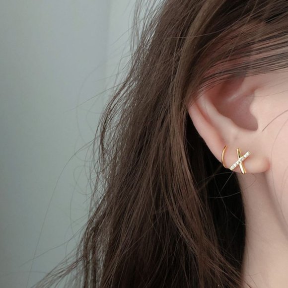 925 Sterling Silver Criss Cross Stud Earrings X-Shaped Cross Earrings - Picture 5 of 9